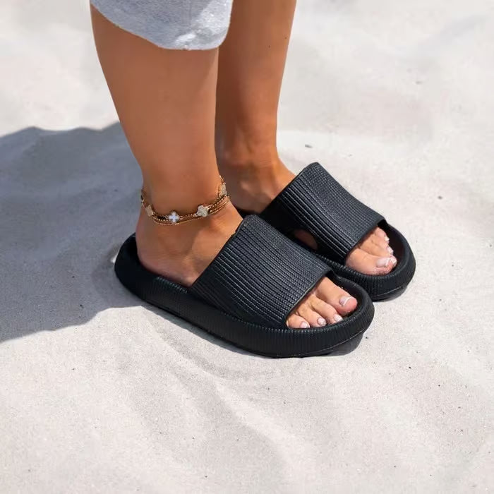 Comfortable and ergonomic slippers - Relief Center