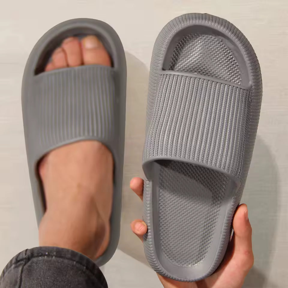 Comfortable and ergonomic slippers - Relief Center